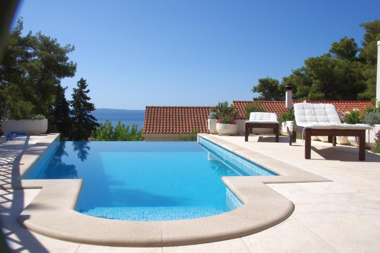 Holiday Home Nevista Sumartin Exterior photo